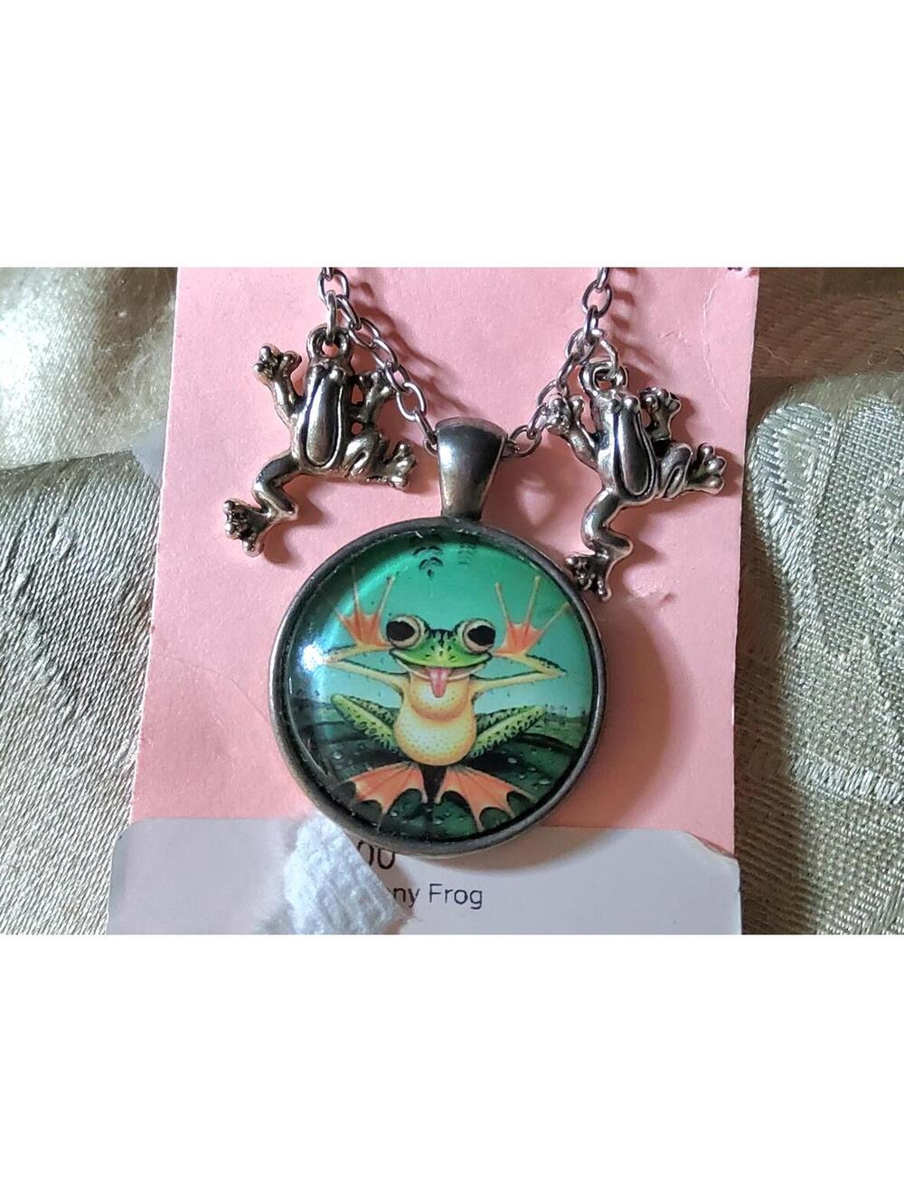 V Funny Frog Necklace